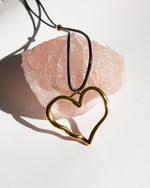 Bonnie Heart Choker in Gold - Corail Blanc