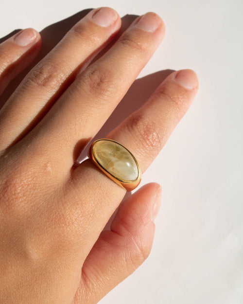 Saturn Ring in Gold - Corail Blanc