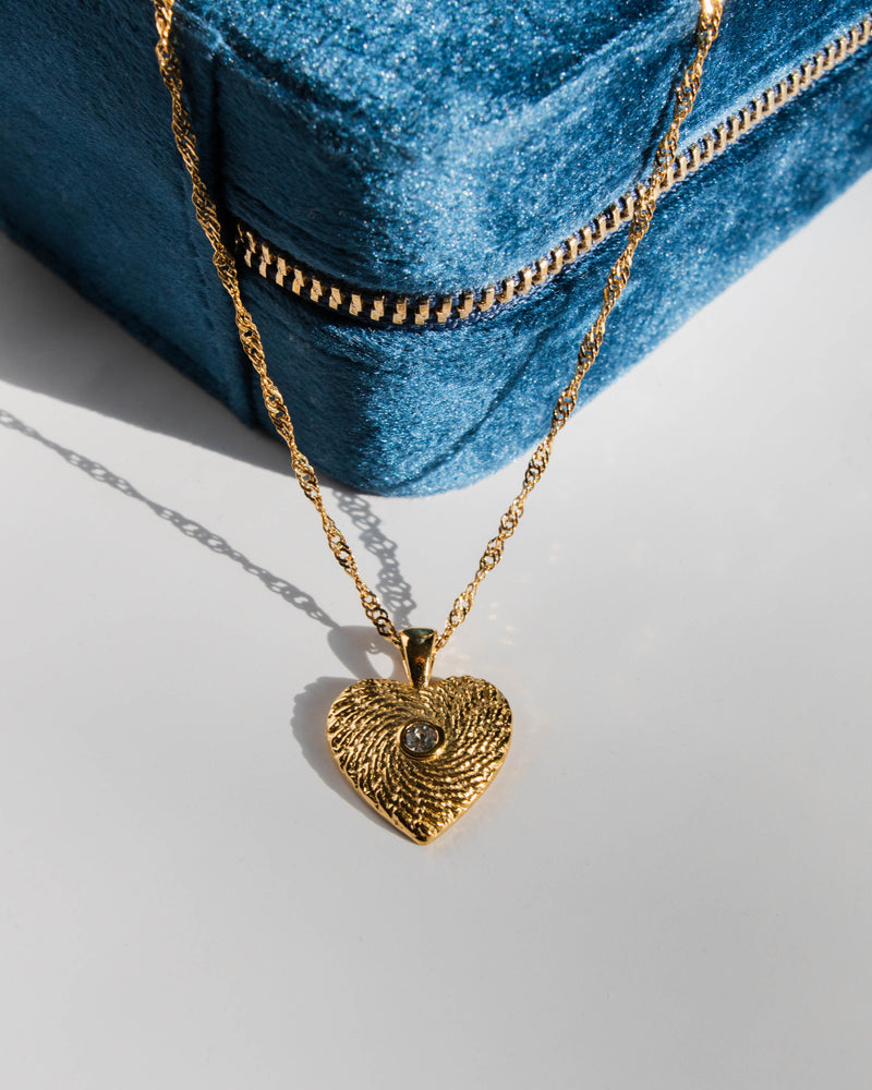 Vintage Crystal  Heart Necklace - Corail Blanc